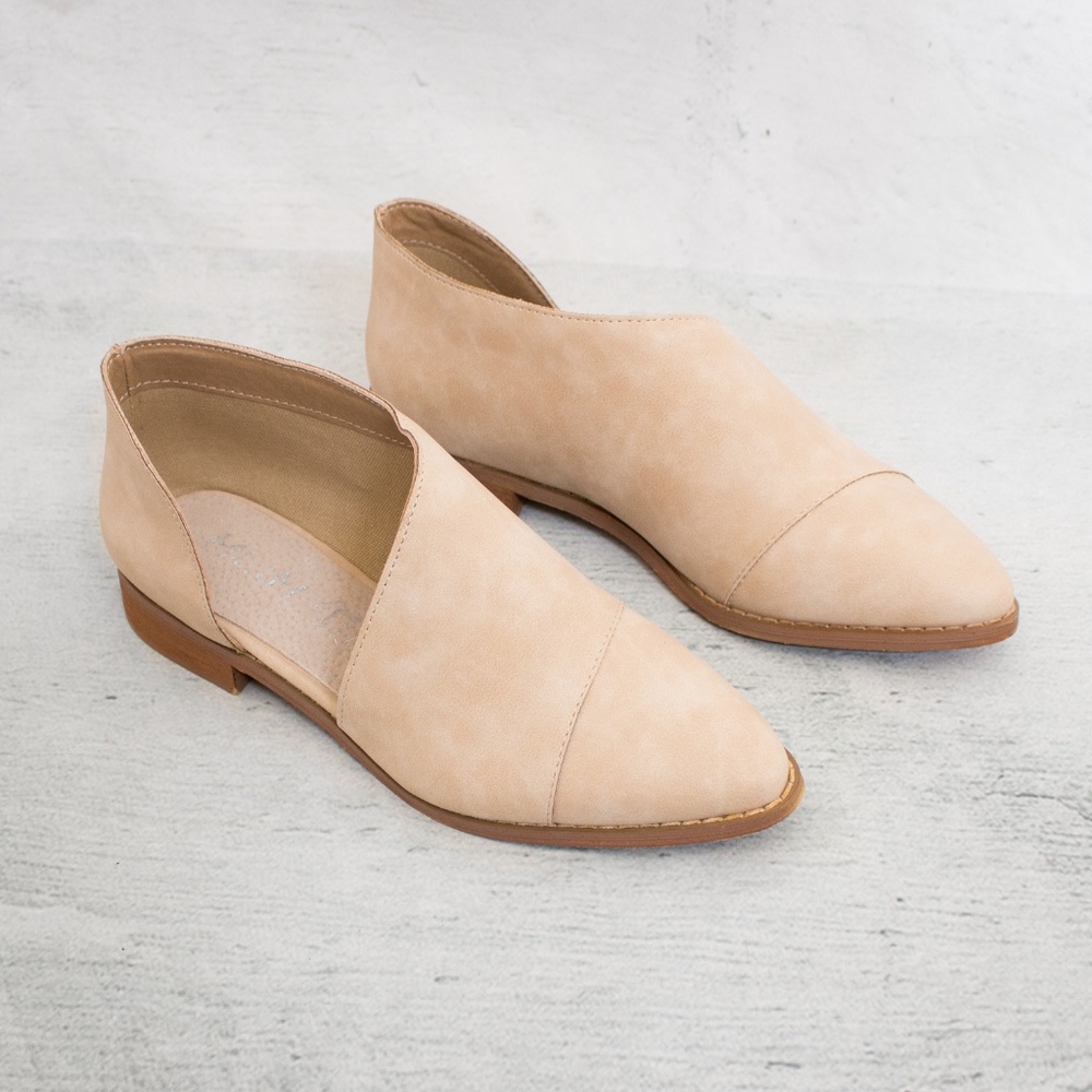 Mi.iM Freya Side Cutout Flats Shoes Beige Booties. - Picture 5 of 7